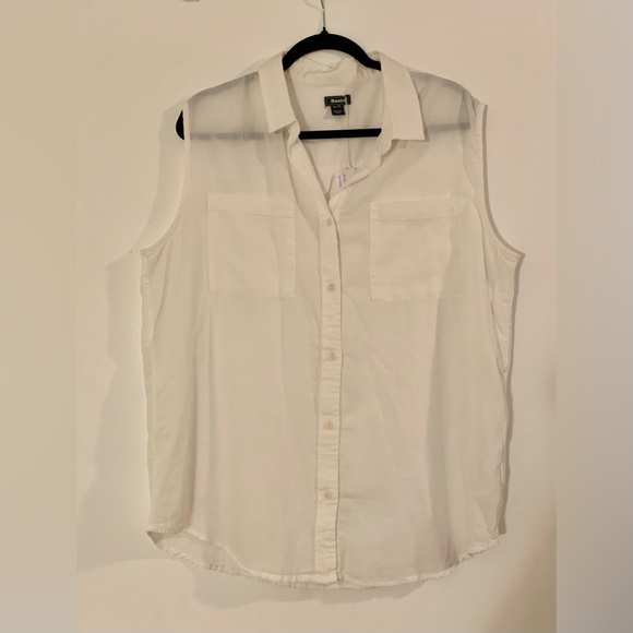 ROOTS cotton top - Picture 1 of 6